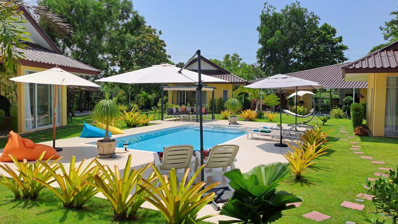 Pool Villa, Resort, Mae Ramphueng Beach, Ban Phe, Rayong, Residence M Thailand (Adults Only) Ban Chamrung Bagian luar foto