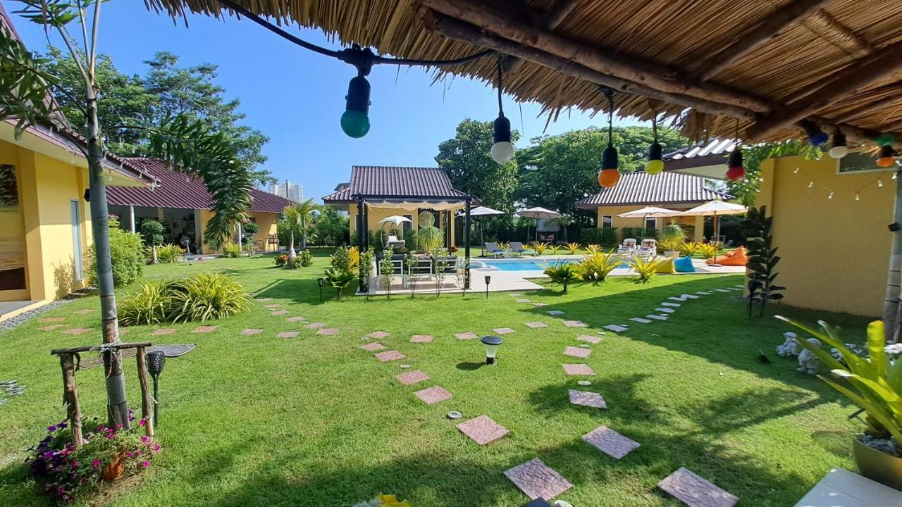 Pool Villa, Resort, Mae Ramphueng Beach, Ban Phe, Rayong, Residence M Thailand (Adults Only) Ban Chamrung Bagian luar foto